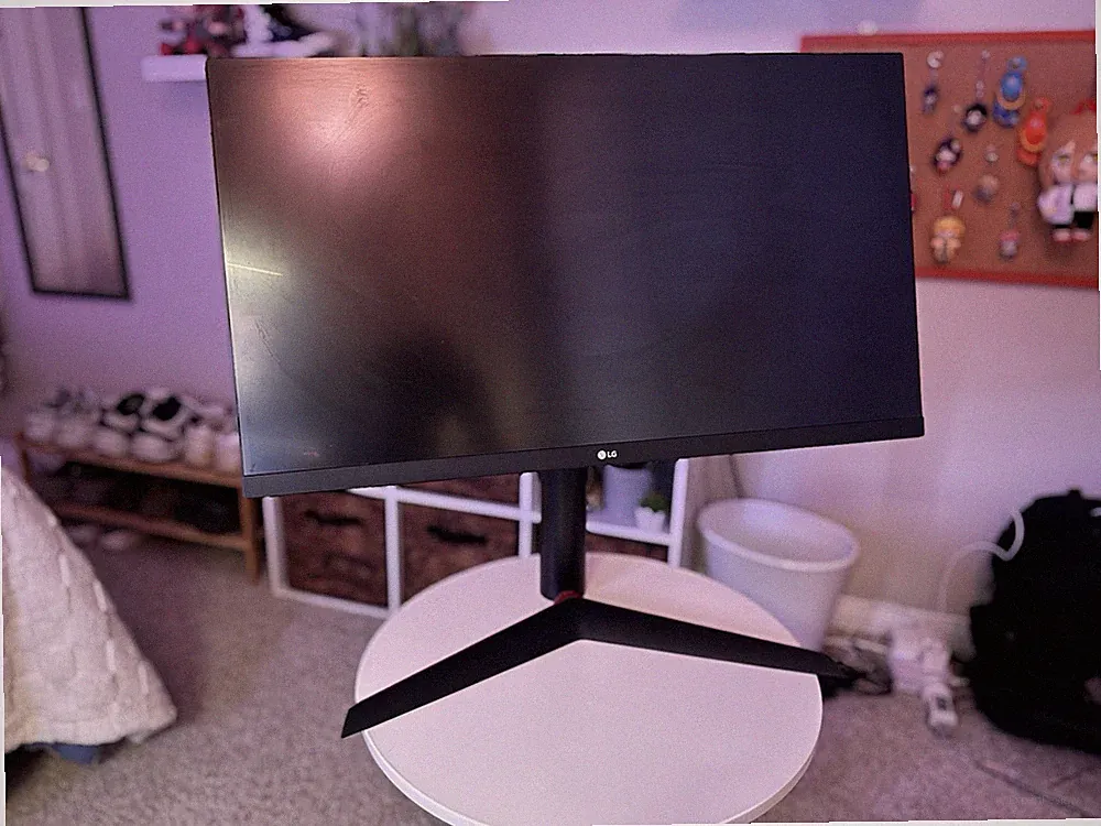 LG 27GL650F-B 1080p 144Hz IPS Monitor with Stand & Display Port Cable