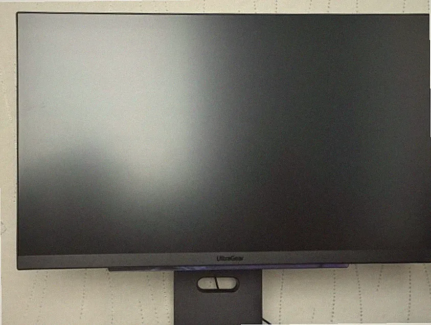 LG 27GS94U Ultra Gear 27" 4K UHD IPS 144Hz 1ms GtG / Gaming Monitor / Express