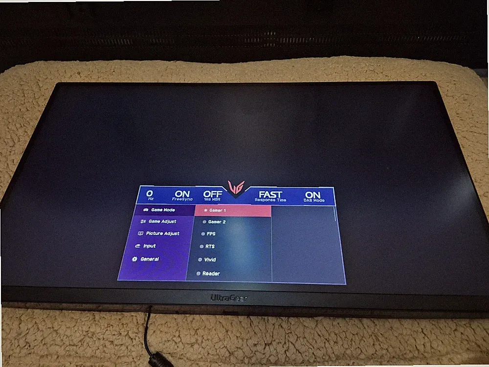 32:9 27 Inch