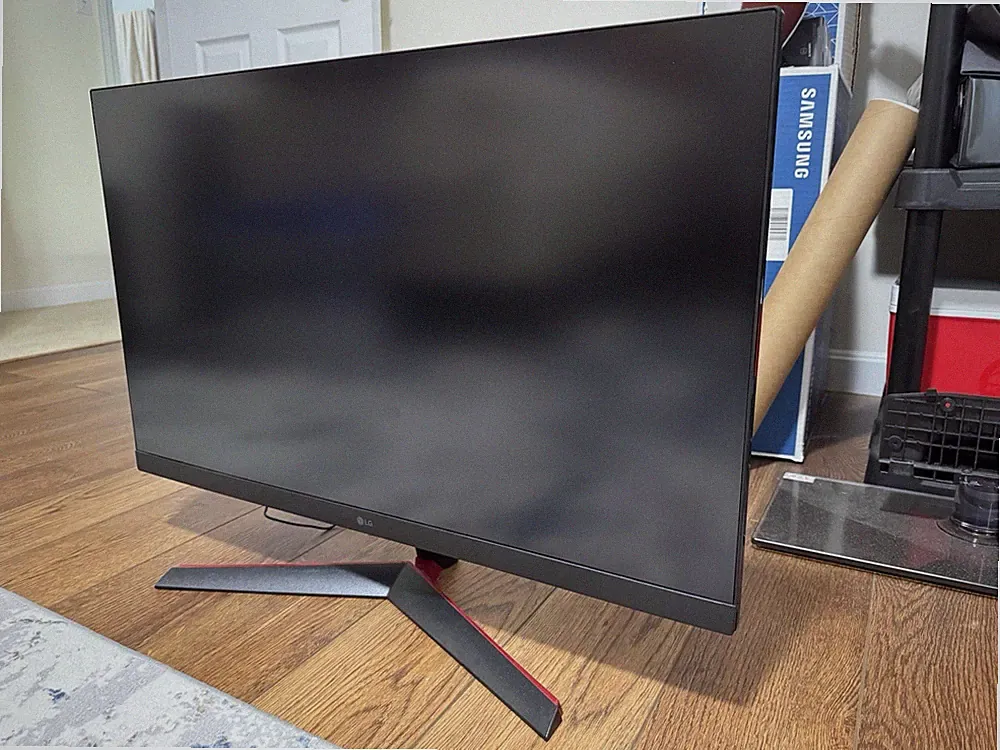 LG 32GN650-B 32” Ultragear QHD Gaming Monitor