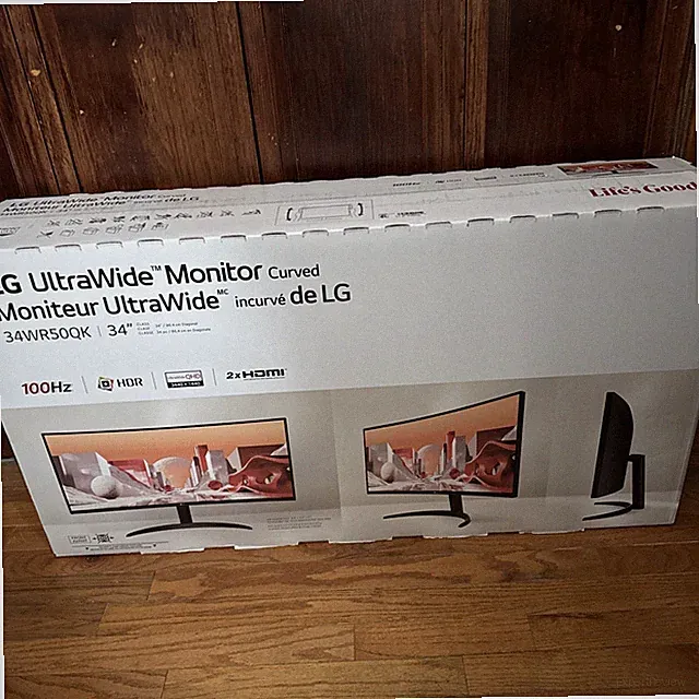 LG 34" Curved UltraWide WQHD 100Hz Monitor HDR 10 - Black (34WR50QK-B)™