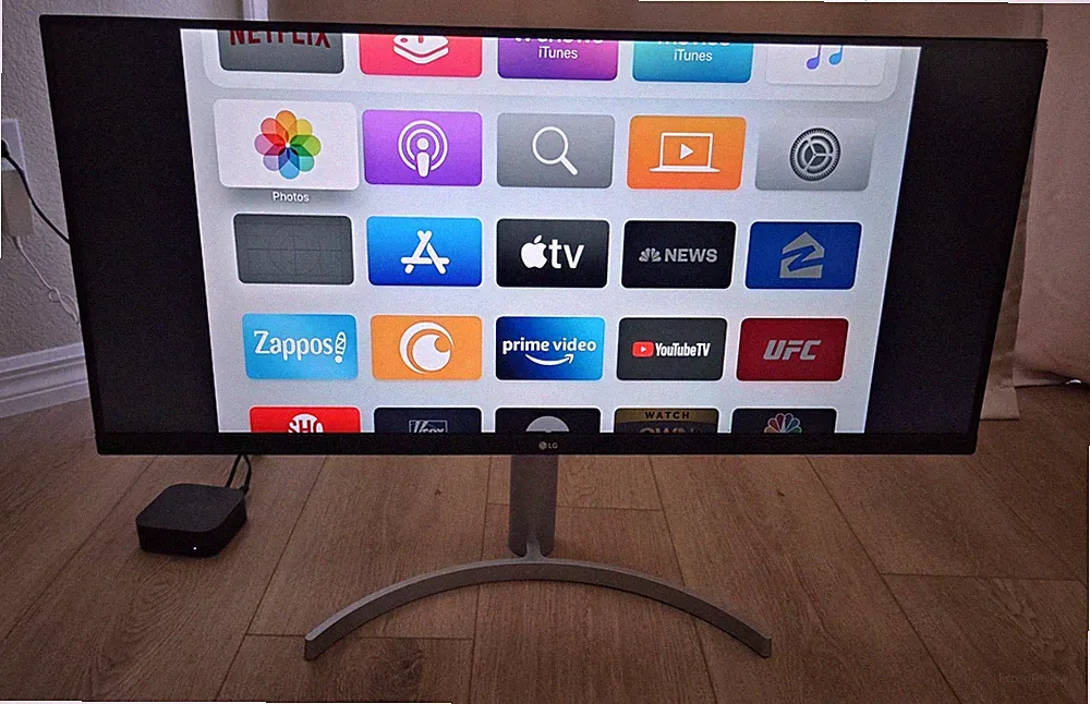 LG 34 Inch 21:9 IPS HDR WFHD 3-Side Virtually Borderless Monitor 34WN650-W