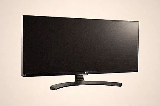 LG 34UM88C-P 34" FreeSync IPS LED Monitor 3440 x 1440 WQHD 21:9 UltraWide 60Hz
