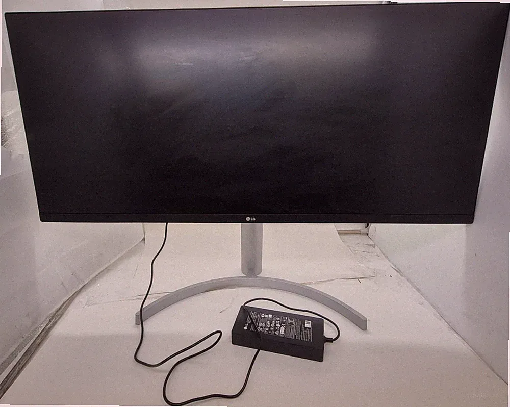 LG 34WK650-W 34" LED UltraWide Monitor - (Read Description and See Photos)
