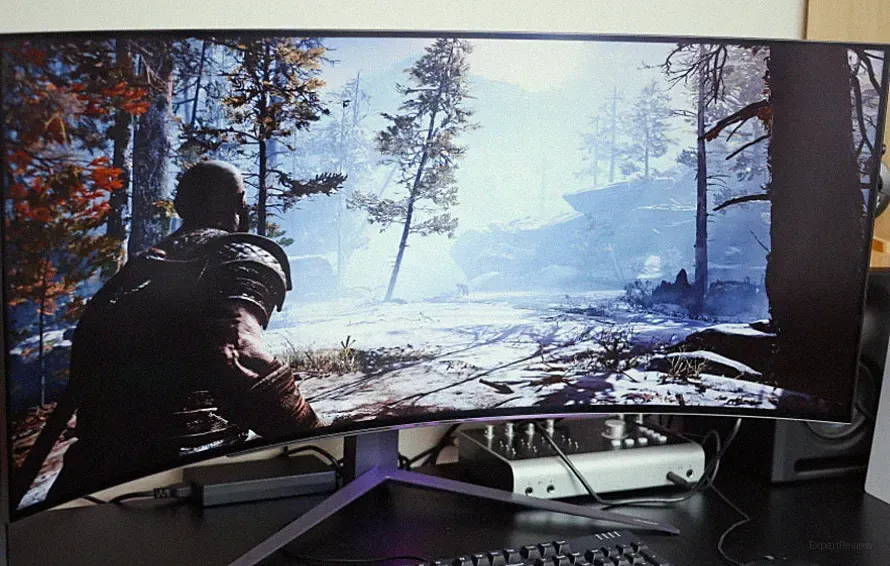 LG 45GR95QE UltraGear 45" Gaming Monitor / Curved / WQHD OLED 240Hz 0.03ms