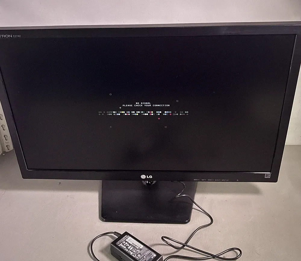 LG Flatron E2742V-BN 27-Inch VGA/HDMI/DVI LED Monitor / USED