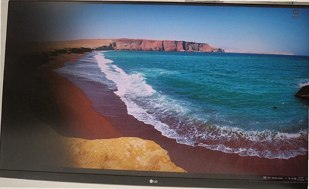 LG QHD 32" Computer Monitor 32QN600-B IPS with HDR 10 Compatibility Black *READ*