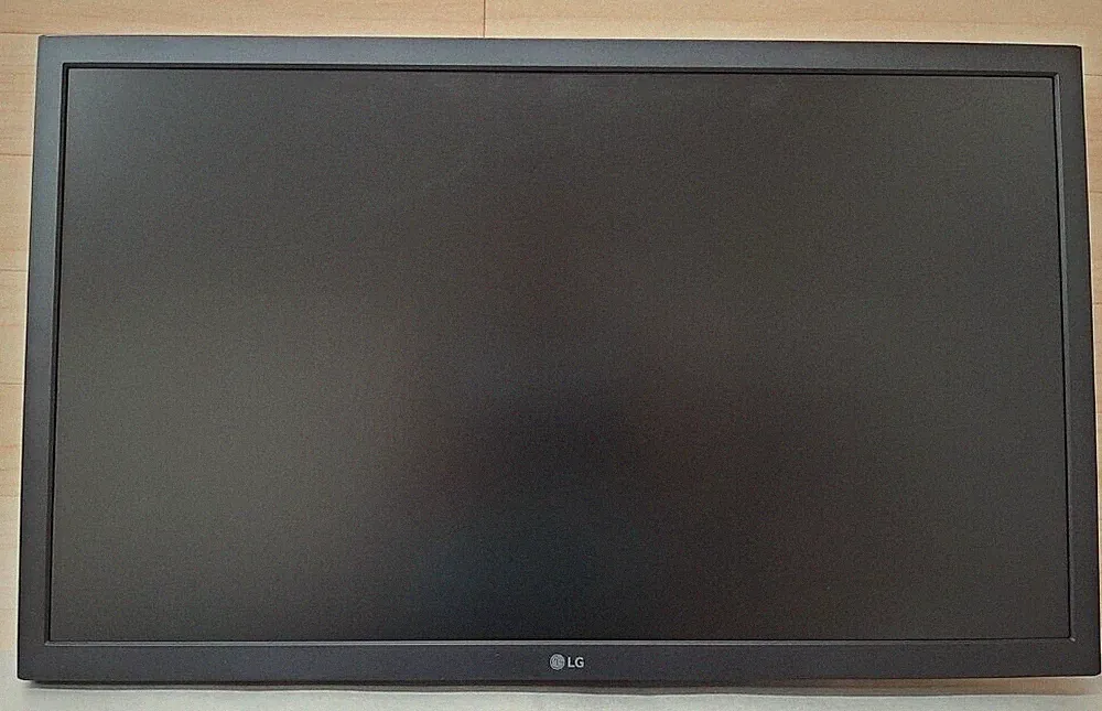 LG UltraGear 24" (23.5" Diagonal) Widescreen TN LCD Gaming Monitor 24GL600F
