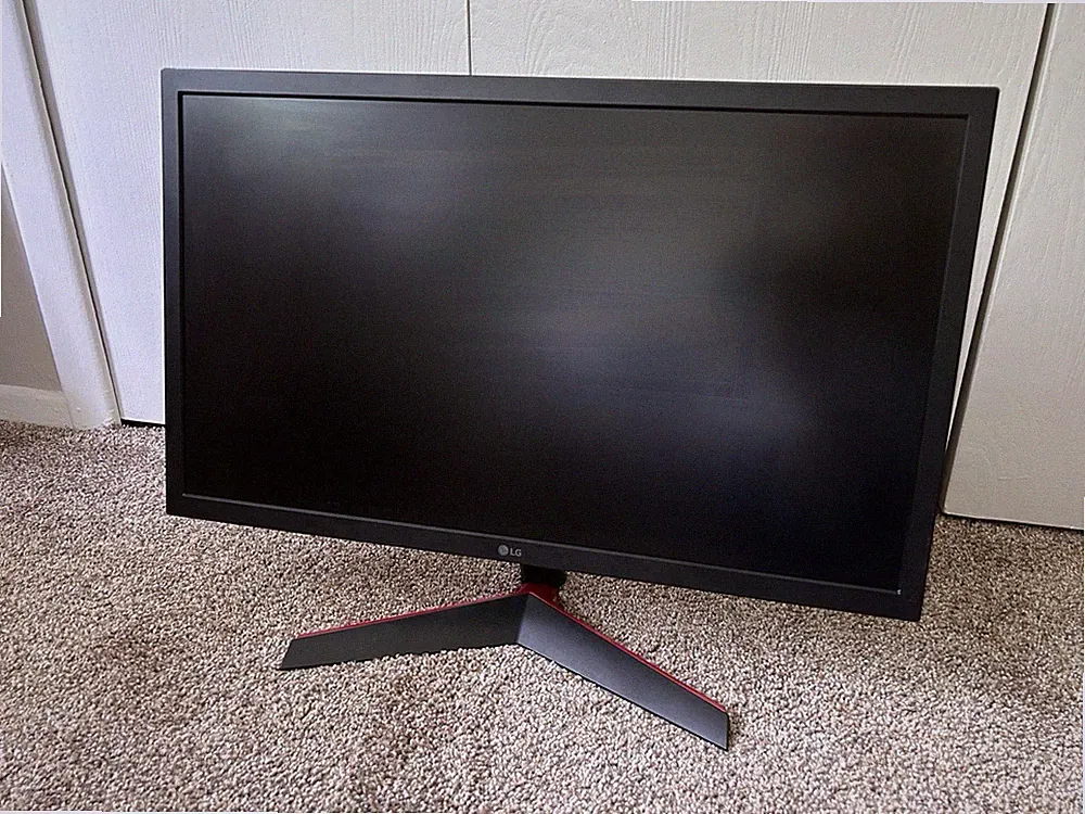 LG UltraGear 24GL600F-B 24in IPS 144Hz 1ms 1080p Gaming Monitor HDMI/DP
