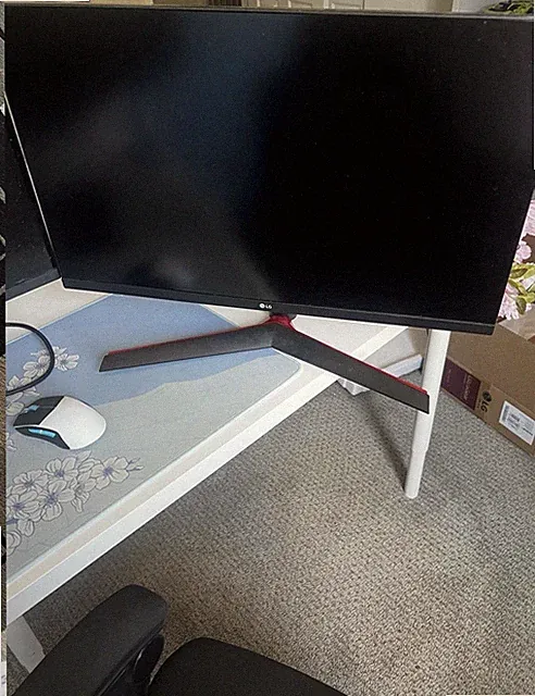 LG Ultragear 27GN600 Monitor (144hz with gsync) | 27 inch | retailed $450