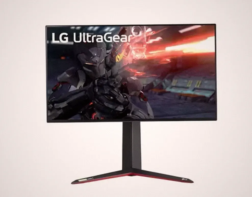 LG UltraGear 27GN950-B 27” 4K UHD Nano IPS 144Hz 1ms HDR600 Gaming Monitor