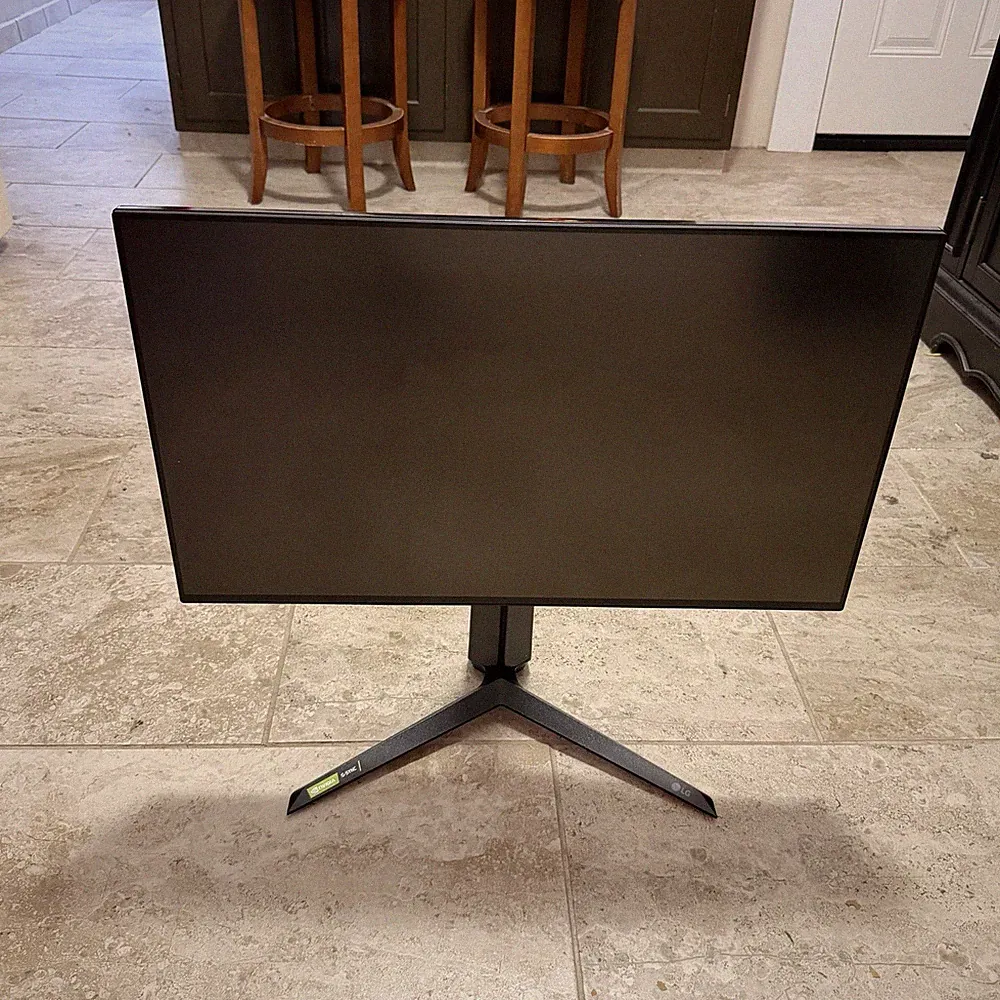LG UltraGear 27GP950 27" 4K UHD 144Hz G-Sync Nano IPS Gaming Monitor LCD LINE