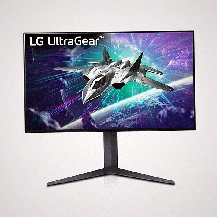LG UltraGear 27GR95UM 27" 4K UHD NANO IPS MINI LED Gaming Monitor