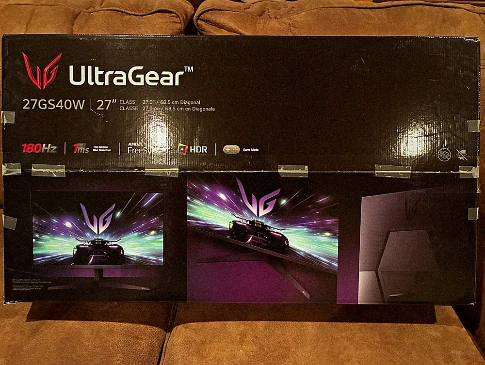 LG UltraGear 27GS40W 27in Gaming Monitor FHD 180Hz 1ms FreeSync HDR