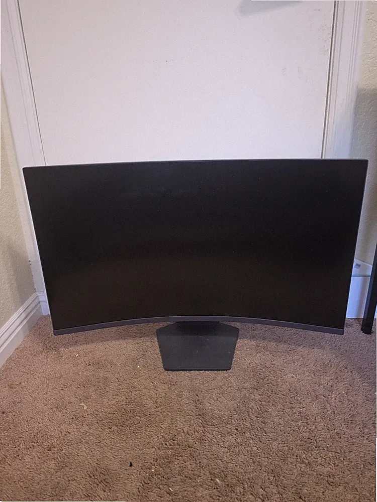 LG UltraGear 32 Inch 1000RCurved 1440p 180Hz 1ms GAMING MONITOR