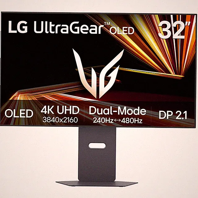 LG - UltraGear 32" OLED Dual Mode (4K UHD 240Hz, FHD 480Hz) 0.03ms G-SYNC Com...