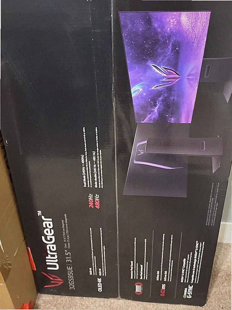 LG - UltraGear 32" OLED Dual Mode (4K UHD 240Hz,FHD 480Hz), 0.03ms NVIDIA G-SYNC