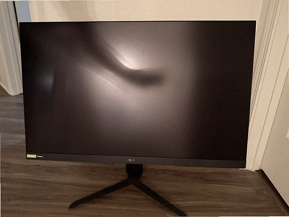 LG UltraGear 32" QHD Gaming Monitor - 32GN63T With Original Packaging
