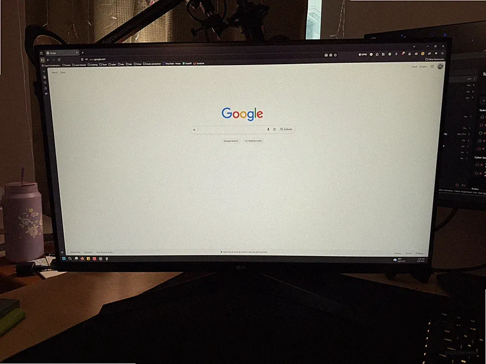 LG UltraGear 32GK650F-B 32” QHD 1440p 144Hz Gaming Monitor FreeSync