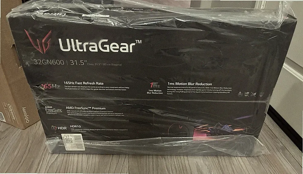 LG UltraGear 32GN600 31.5" QHD 165Hz 1ms VA HDR10 FreeSync HDMI DP