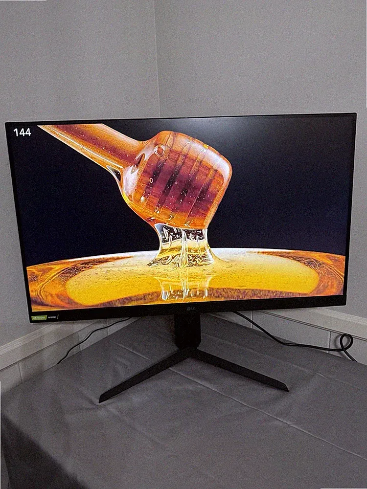 LG UltraGear 32GP850-B 32" QHD IPS LED Monitor - Black/ Open Box