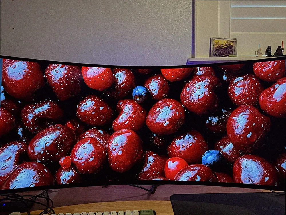 LG UltraGear Curved OLED Ultrawide 21:9 3440x1440 240Hz HDR Adaptive-Sync