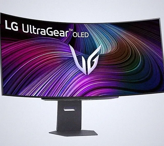LG UltraGear OLED 45" Curved WQHD 240Hz 0.03ms G-SYNC HDMI USB-C