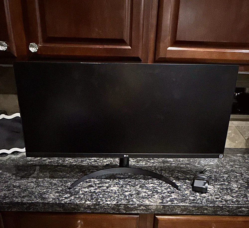 LG UltraWide 29in UltraWide 21:9 Widescreen Monitor, Black