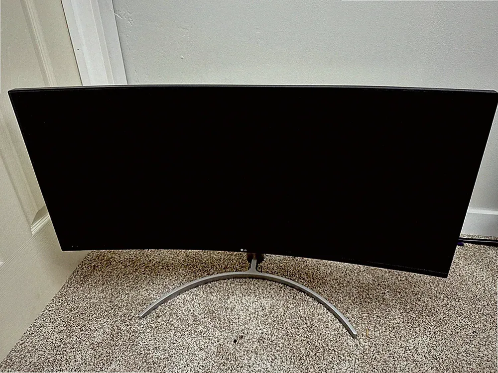 LG UltraWide 38" QHD+ IPS LED Curved Monitor - White - HDR - 144Hz - 3840 x 1600