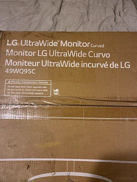 LG UltraWide 49WQ95C 49" Curved Nano IPS 5120x1440 144Hz 1ms HDR400