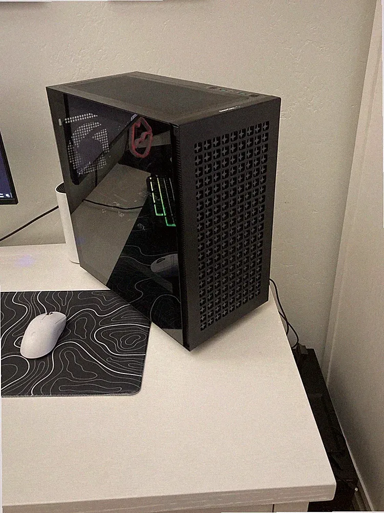 Make offer gaming pc items and computers will sold separately or all together