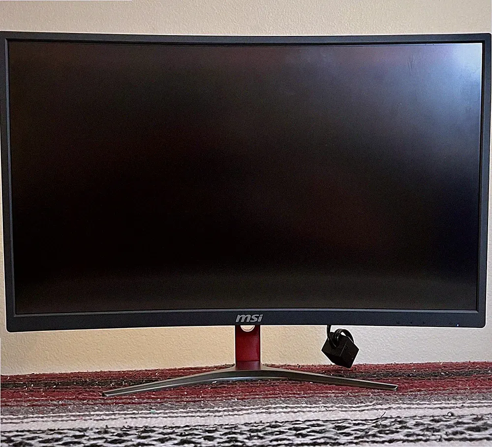 MSI 24-inch Full HD FreeSync Curved LED Wide Screen Gaming Monitor Works Perfect