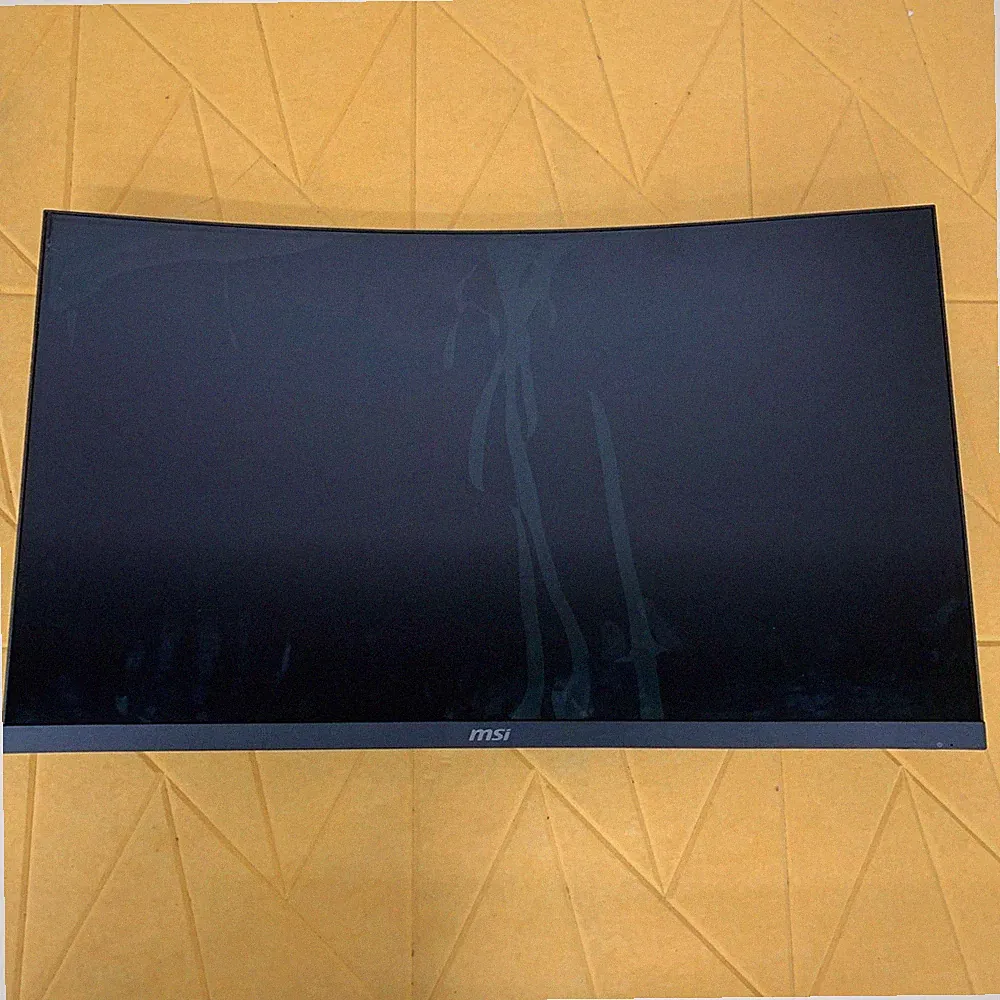 MSI MAG321CUP 32inch 4K 3840 x 2160 (UHD) VA Gaming Monitor 160Hz Black - READ