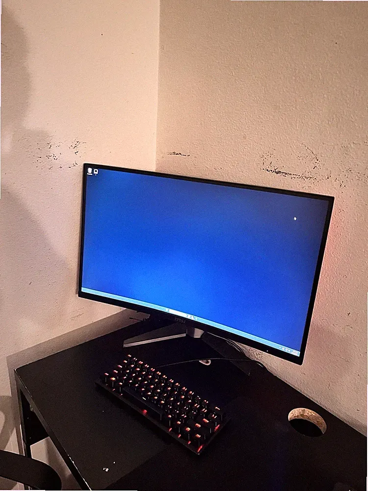MSI Optix MAG27CQ 27 inch WQHD 144Hz Curved Gaming Monitor Wide View True Colors