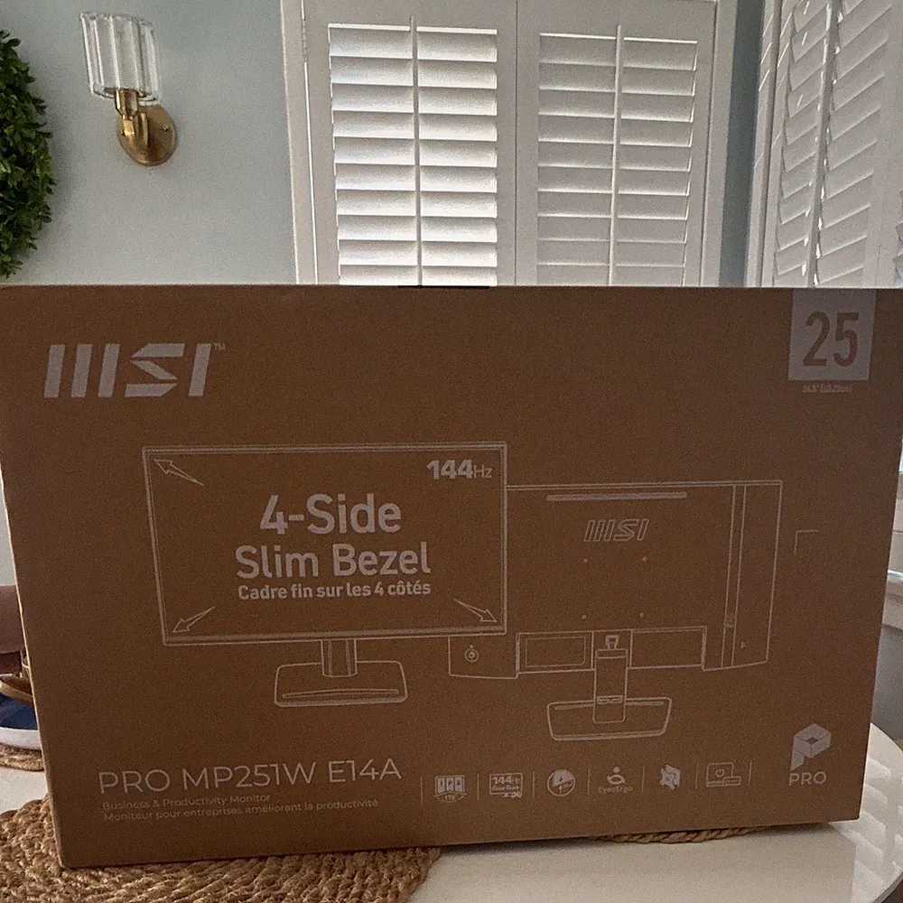 MSI PRO MP251W 24.5-inch IPS 1920 x 1080 , 144Hz, AMD FreeSync, HDR Ready, HDMI