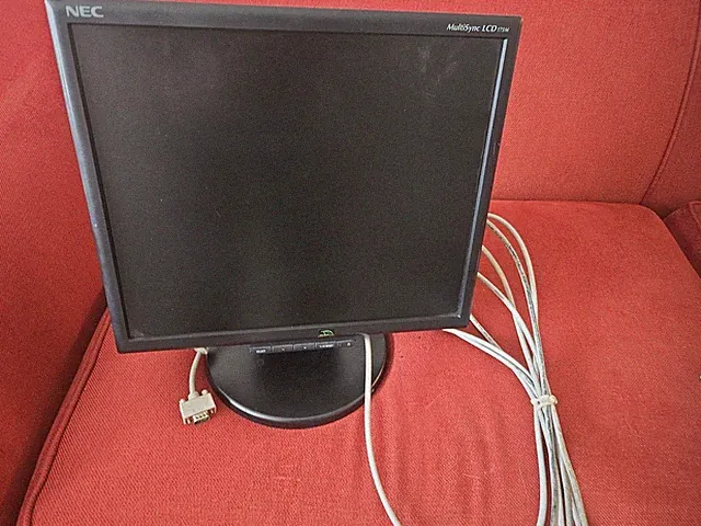 NEC MultiSync LCD 175M-BK Monitor with Stand + VGA Cord *RETRO ELECTRONICS*