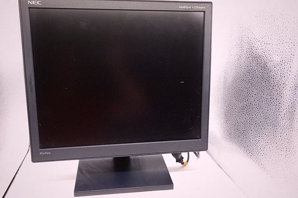 NEC MultiSync LCD1860NX 18" LCD Display Monitor Server Surveillance Tested