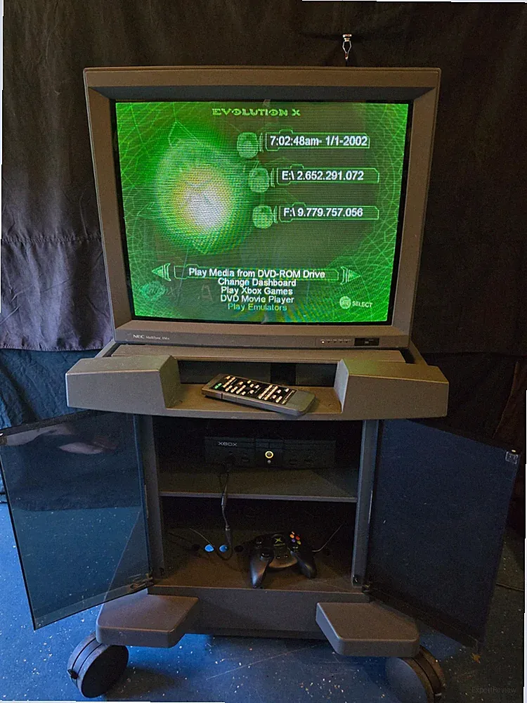 NEC MultiSync XM CRT Monitor XM-2950 with Rolling Cart and Original Remote