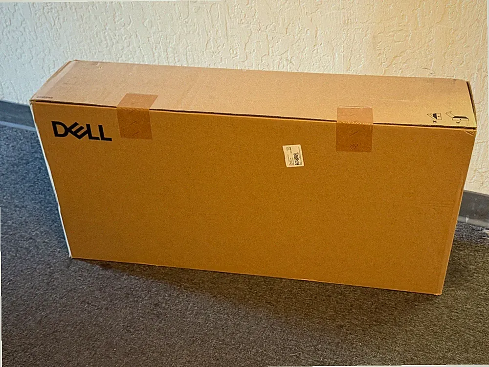 NEW DELL PRO 34" PLUS P3425WE USB-C HUB CURVED WQHD (3440 x 1440) IPS MONITOR