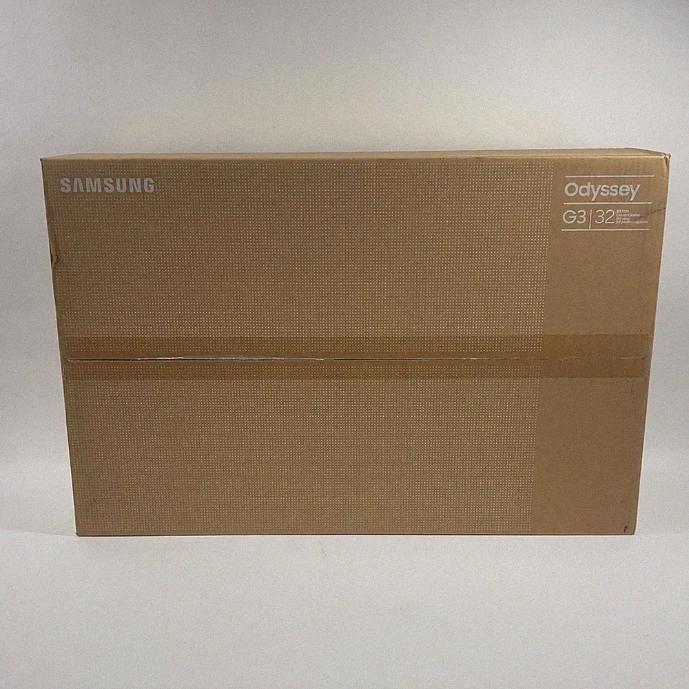 New Samsung 32" S32DG302EN HD LCD VA Gaming Monitor