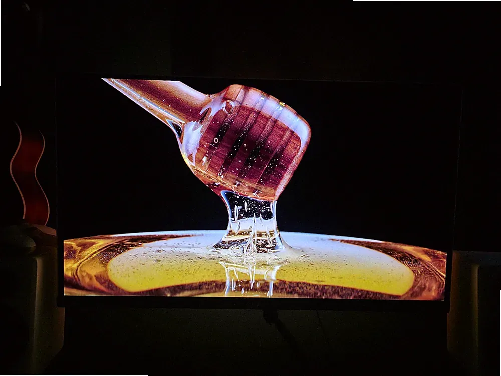 OMEN Transcend 31.5 inch UHD - 4k 240Hz OLED Gaming Monitor - OMEN Transcend 32