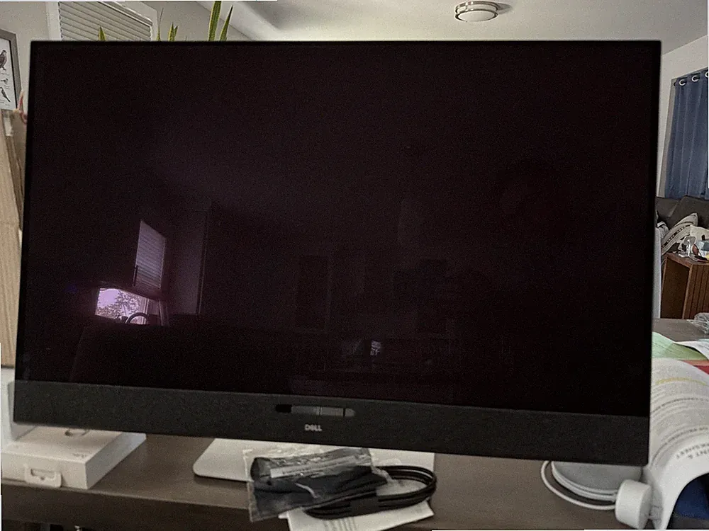 Open Box Dell 32 Plus 4K QD-OLED Monitor S3225QC - 31.6-inch (3840 x 2160) 120Hz