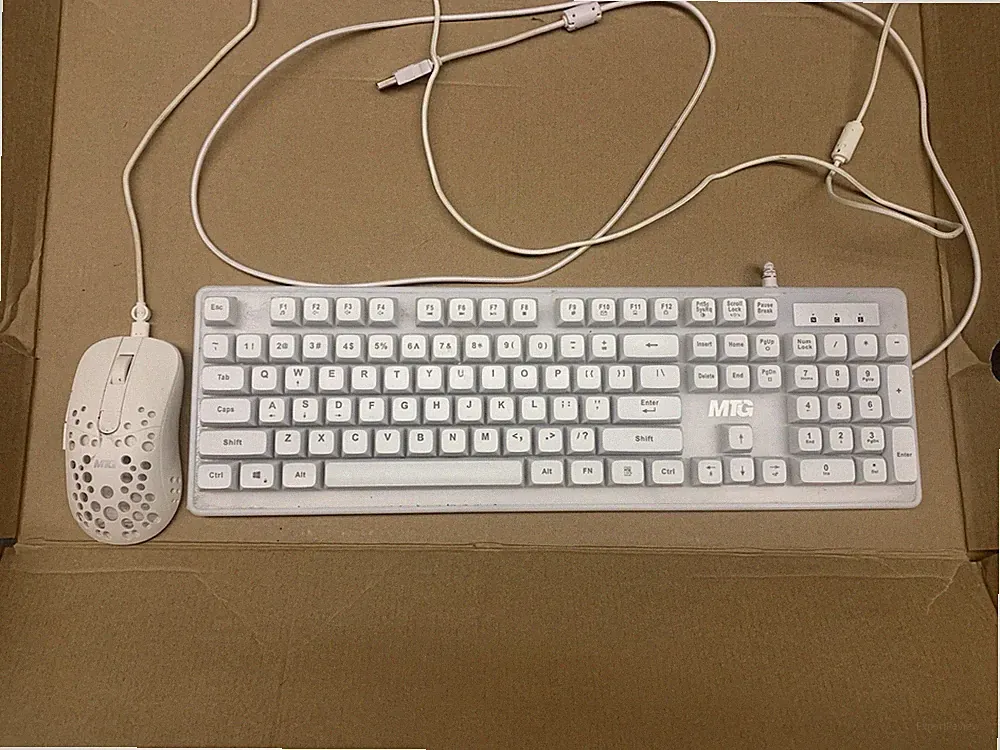 pc and monitor bundle Comes With Wired Led Keyboard And Mouse