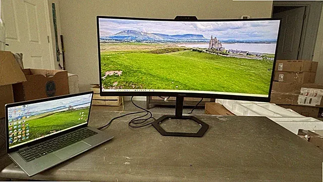 Philips 34E1C5600HE 34" UltraWide QHD 21:9 Monitor with Built-in Windows Hell...
