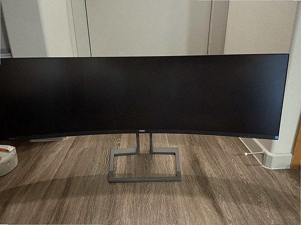 PHILIPS 49" SuperWide Curved Monitor Dual QHD 5120x1440 32:9 Brilliance 499P9H