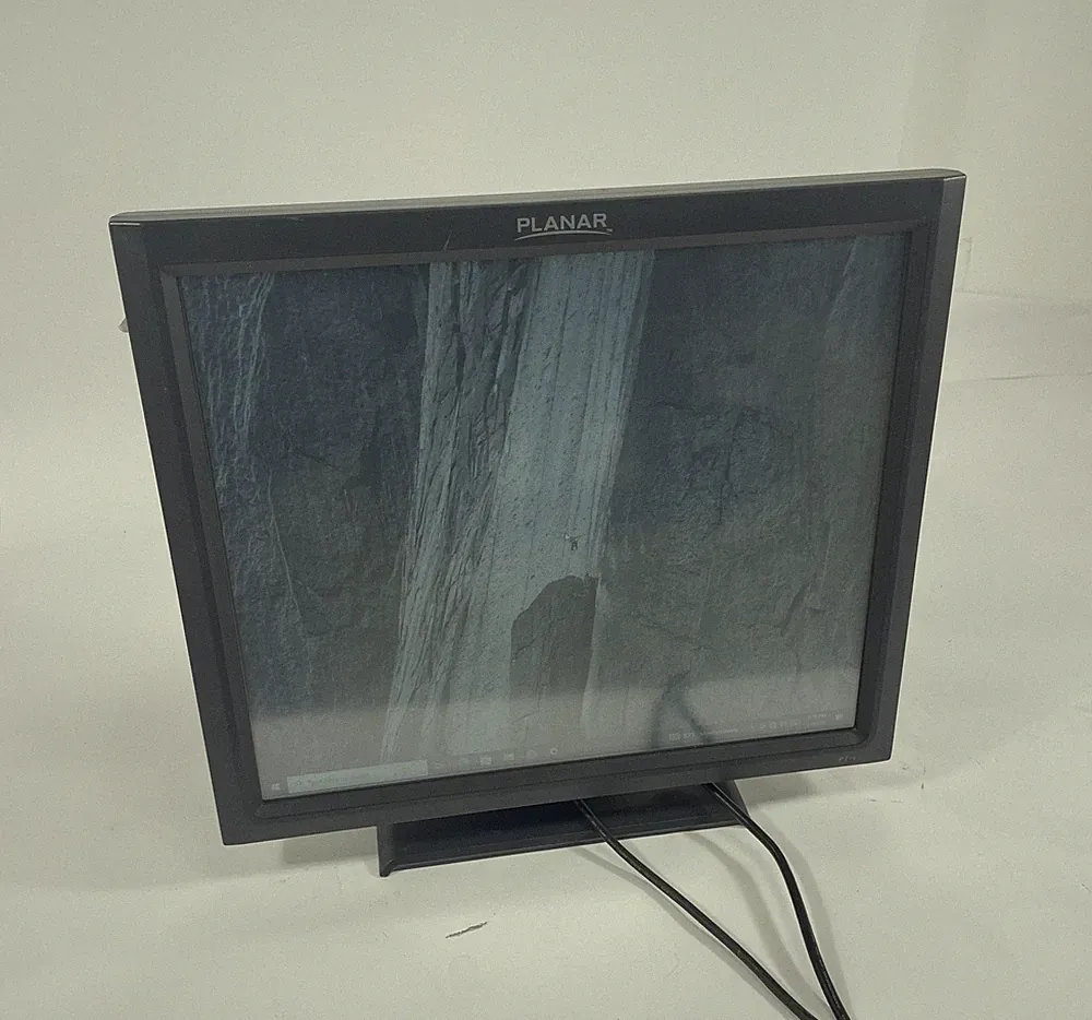 Planar PT19 19" Touchscreen LCD Monitor PT1945R-BK w/ Power Cord, VGA, & USB
