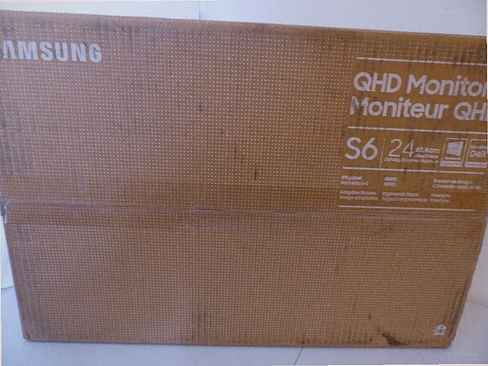 Samsung 24" 2560 x 1440 QHD LCD Monitor - HDR10, 75Hz - S24A600NWN