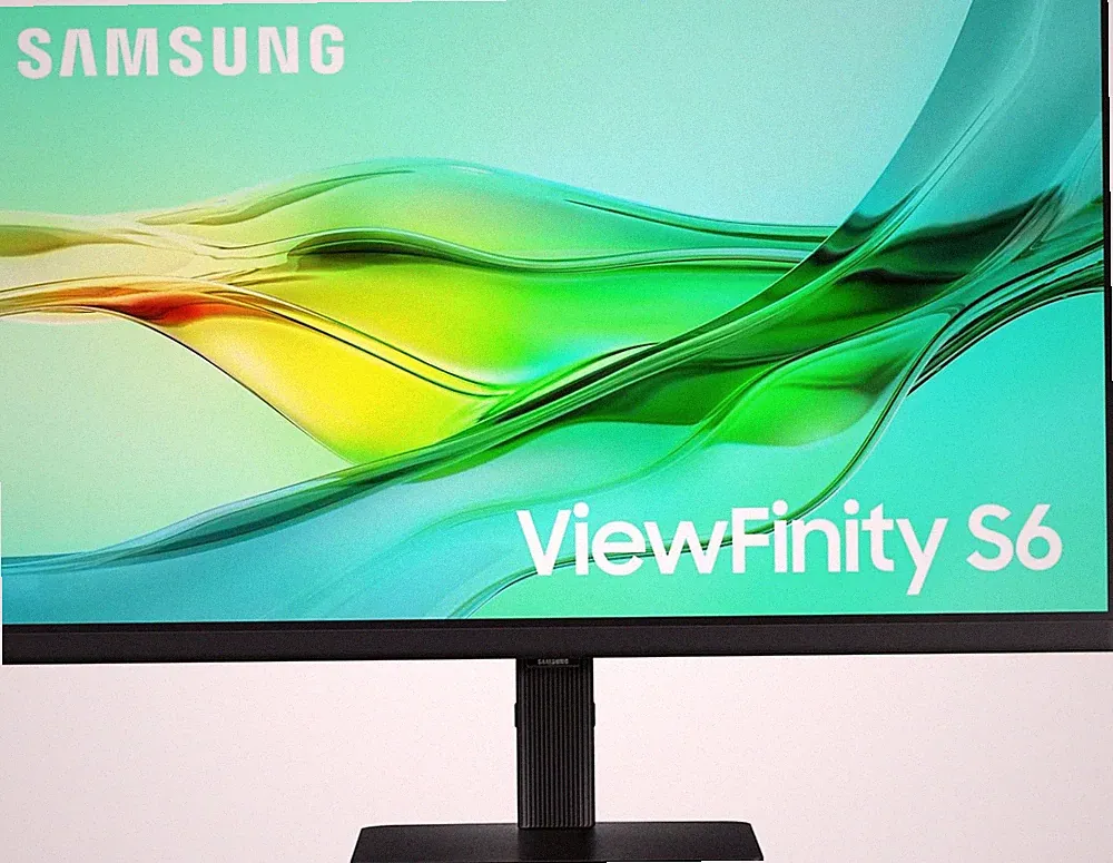 SAMSUNG 24" ViewFinity S6 (S60D) Series QHD High Res Computer Monitor, 100Hz