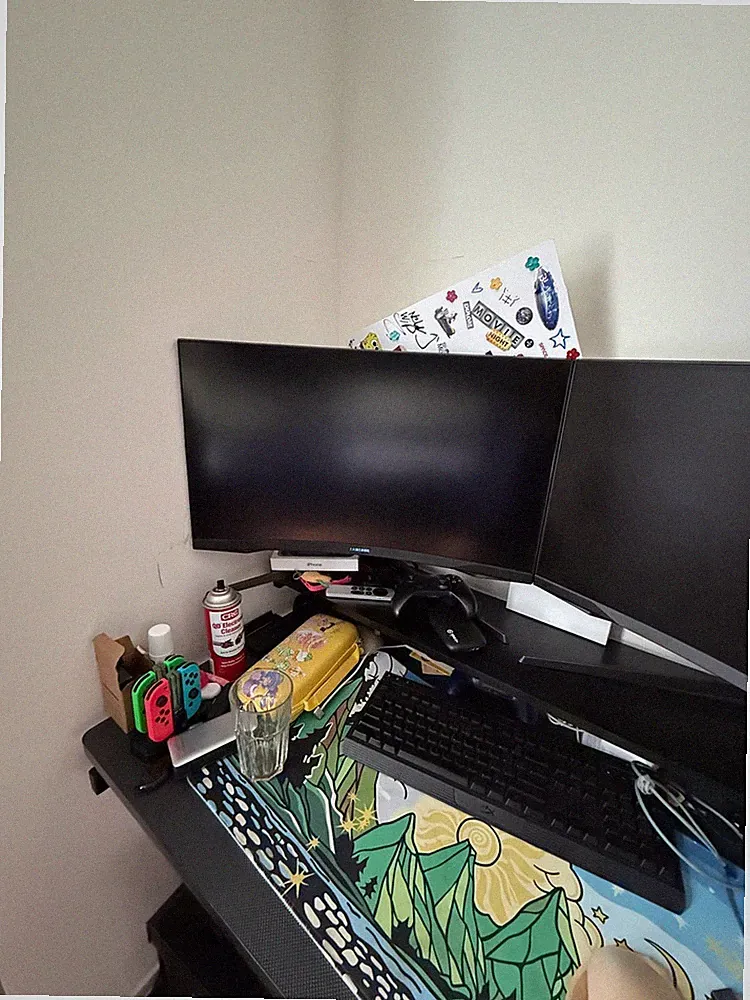 Samsung 27" Odyssey G7 Curved Gaming Monitor