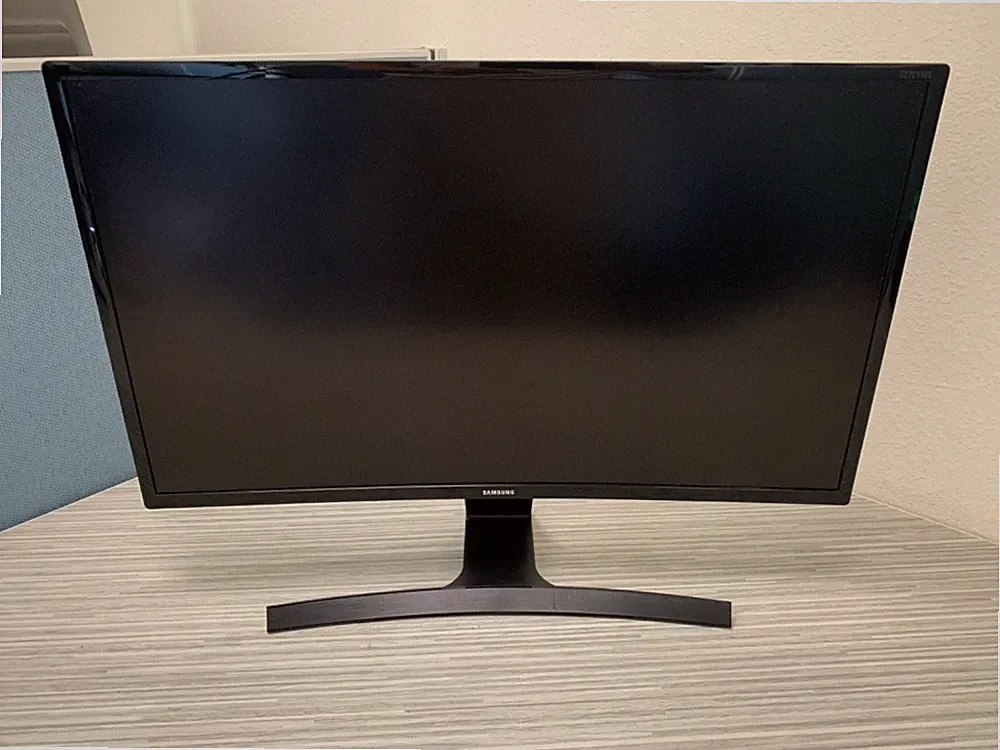 Samsung 27E510C 27 inch 4000R curved LED LCD display, 1920x1080 Full HD